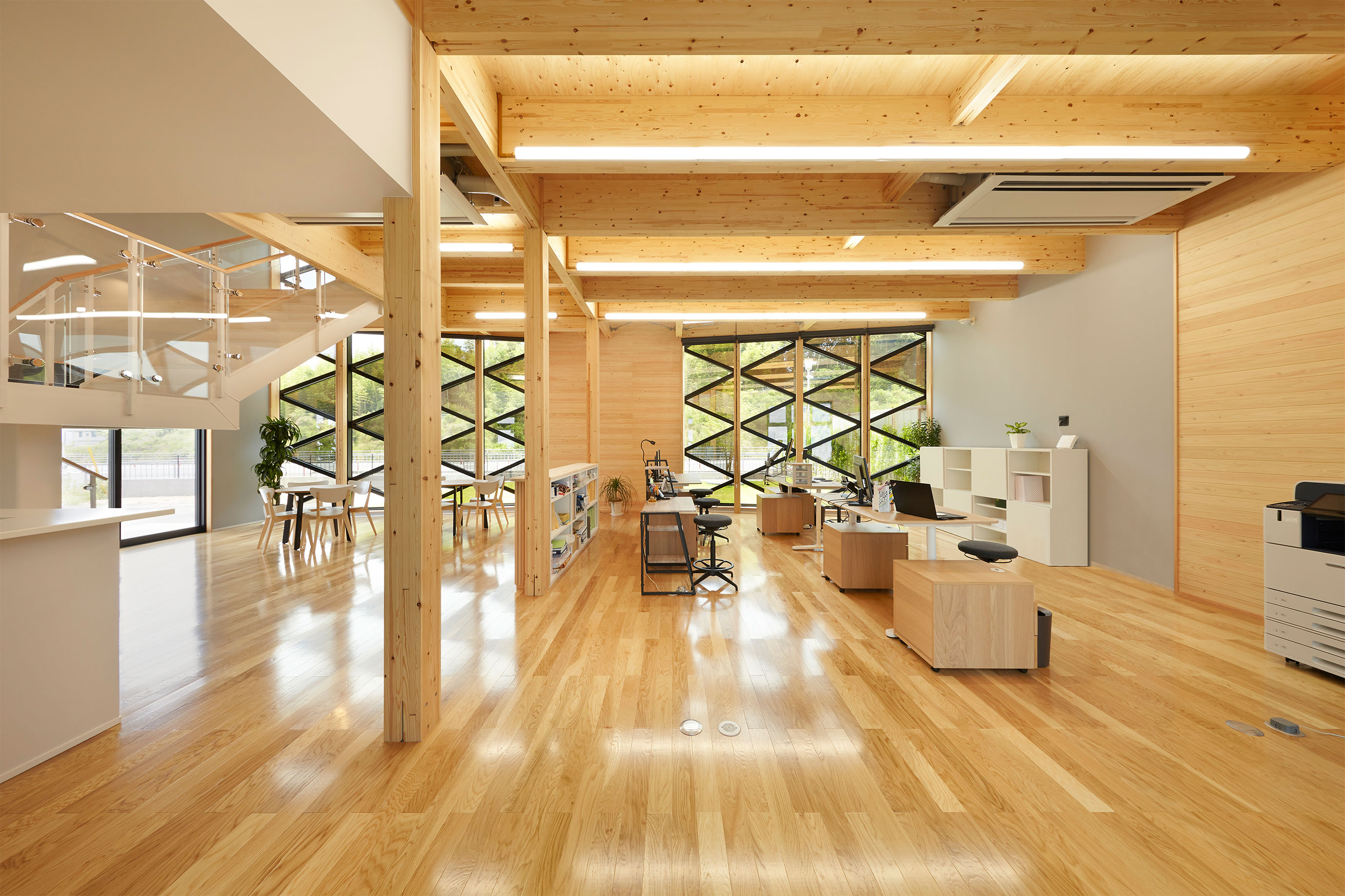 SE構法の事務所の内装木質化事例（木造ビル）