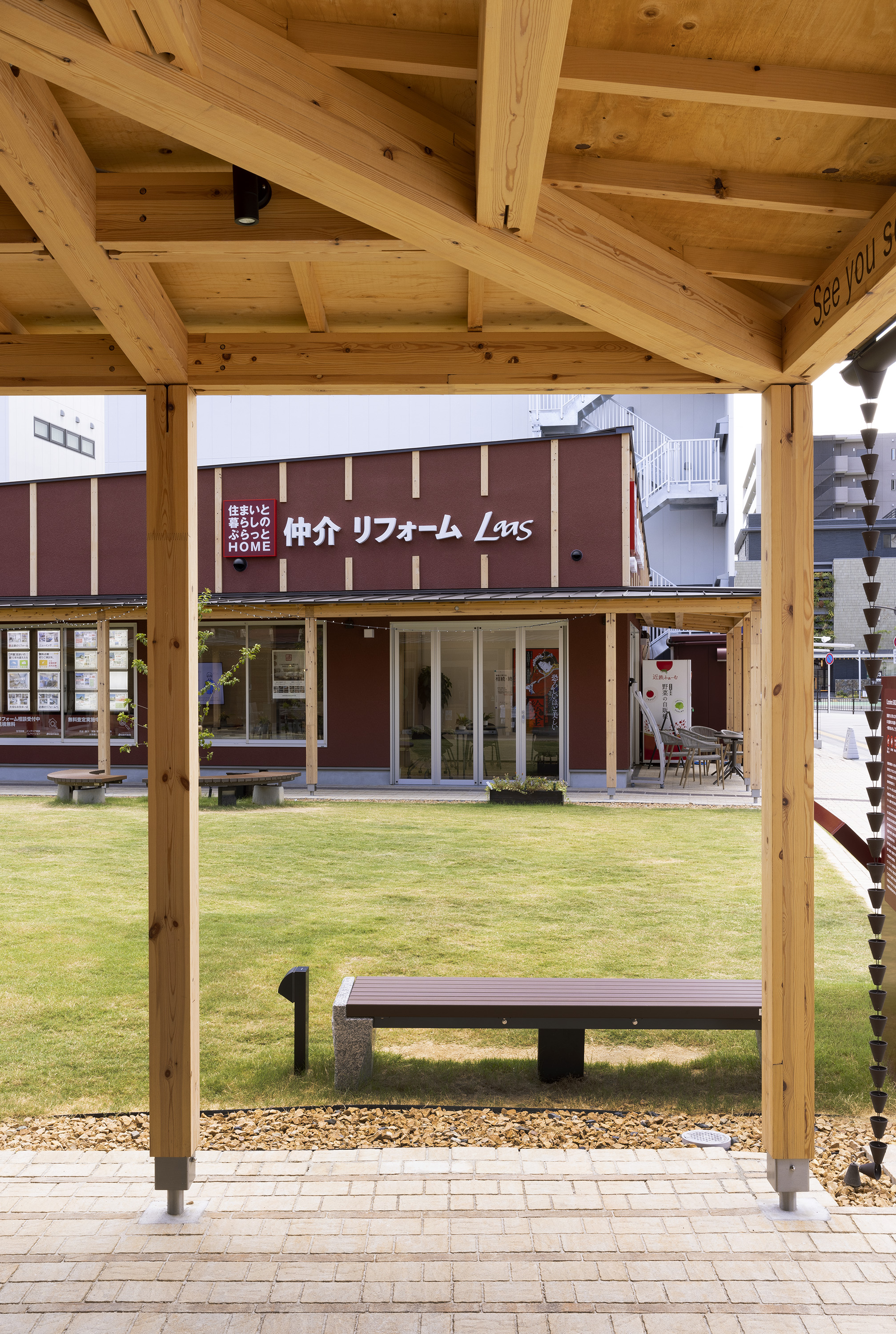 SE構法の店舗の事例紹介「Coconimo SAIDAIJI」の意匠設計